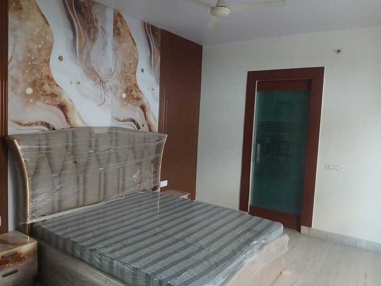 Bedroom, sector 15 4 Bedroom 500 Sq.Yd. Builder Floor In Sector 15 Hisar 9617300