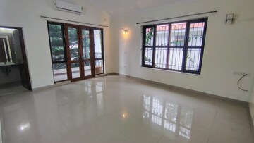 Room in 3.5 BHK Villa at Prestige Bougainvillea, Whitefield – for Rent