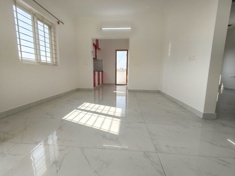 Room, halasuru 2 Bedroom 1050 Sq.Ft. Apartment In Halasuru Bangalore 9617309