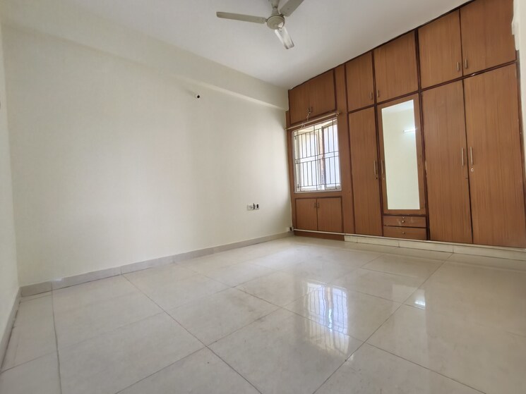Room, kodihalli 3 Bedroom 1750 Sq.Ft. Apartment In Kodihalli Bangalore 9617310
