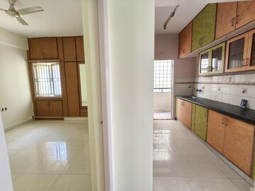 Room in 3 BHK Apartment at Kodihalli – for Rent