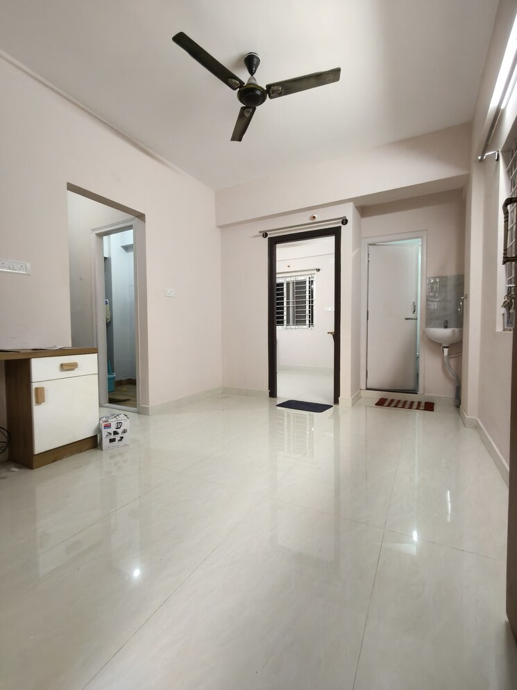 Room, jeevan bima nagar 1 Bedroom 580 Sq.Ft. Builder Floor In Jeevan Bima Nagar Bangalore 9617315