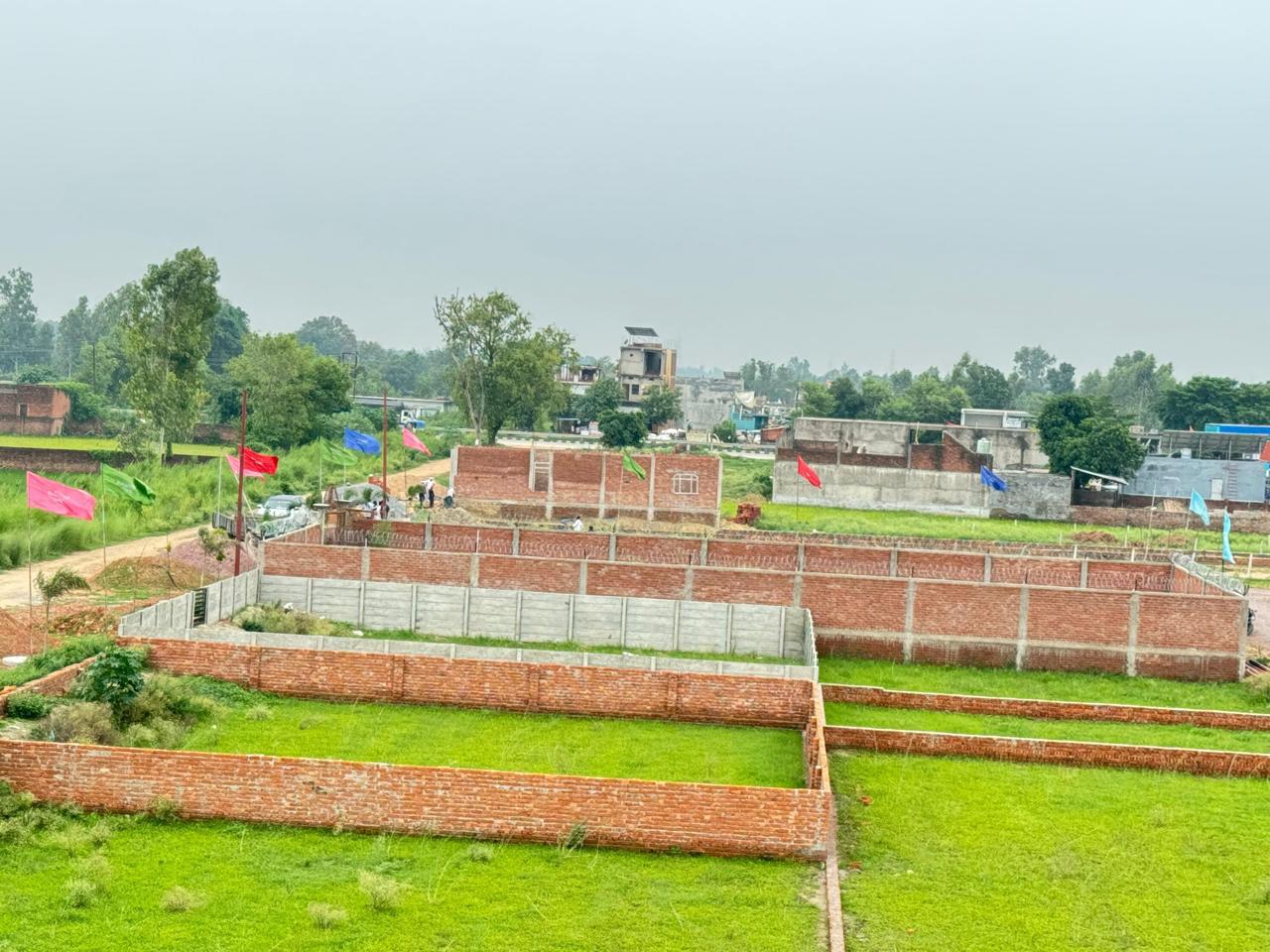 Plot For Sale in Gosainganj