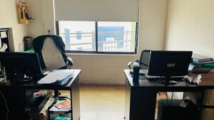  Office Space For Rent in Akota