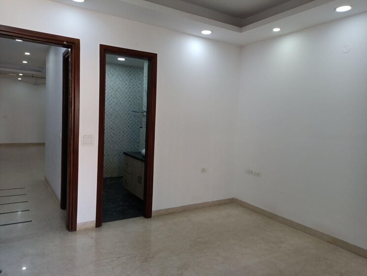 Room, safdarjung enclave 3 Bedroom 204 Sq.Yd. Builder Floor In Safdarjung Enclave Delhi 9617355