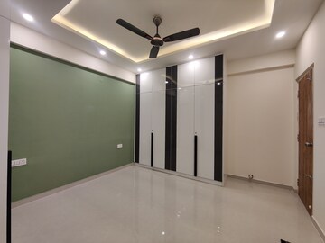 Room in 3 BHK Apartment at Horamavu – for Rent