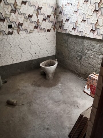 Attached Bathroom in 3 BHK Builder Floor at South Extension I – for Sale