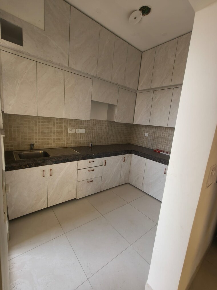 Kitchen, godrej-nature-plus 3 Bedroom 1671 Sq.Ft. Apartment In Sohna Sector 33 Gurgaon 9617365