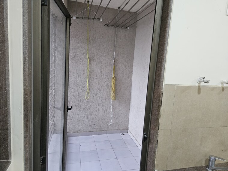 Other, bhimjyani-verraton 3.5 Bedroom 1450 Sq.Ft. Apartment In Manpada Thane 9617368