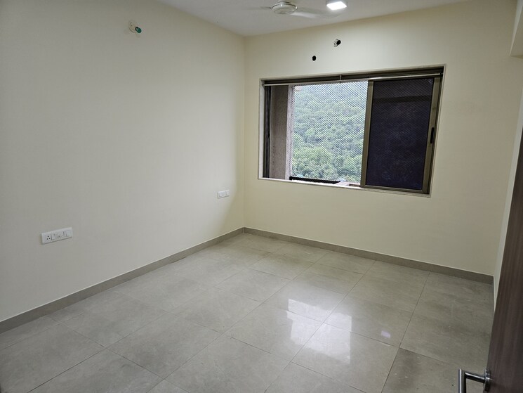 Room, neelkanth-greens 3.5 Bedroom 1450 Sq.Ft. Apartment In Manpada Thane 9617380