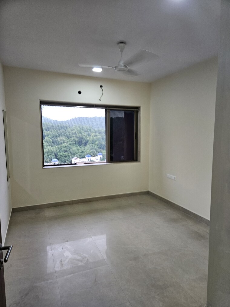 Room, neelkanth-greens 3.5 Bedroom 1450 Sq.Ft. Apartment In Manpada Thane 9617380