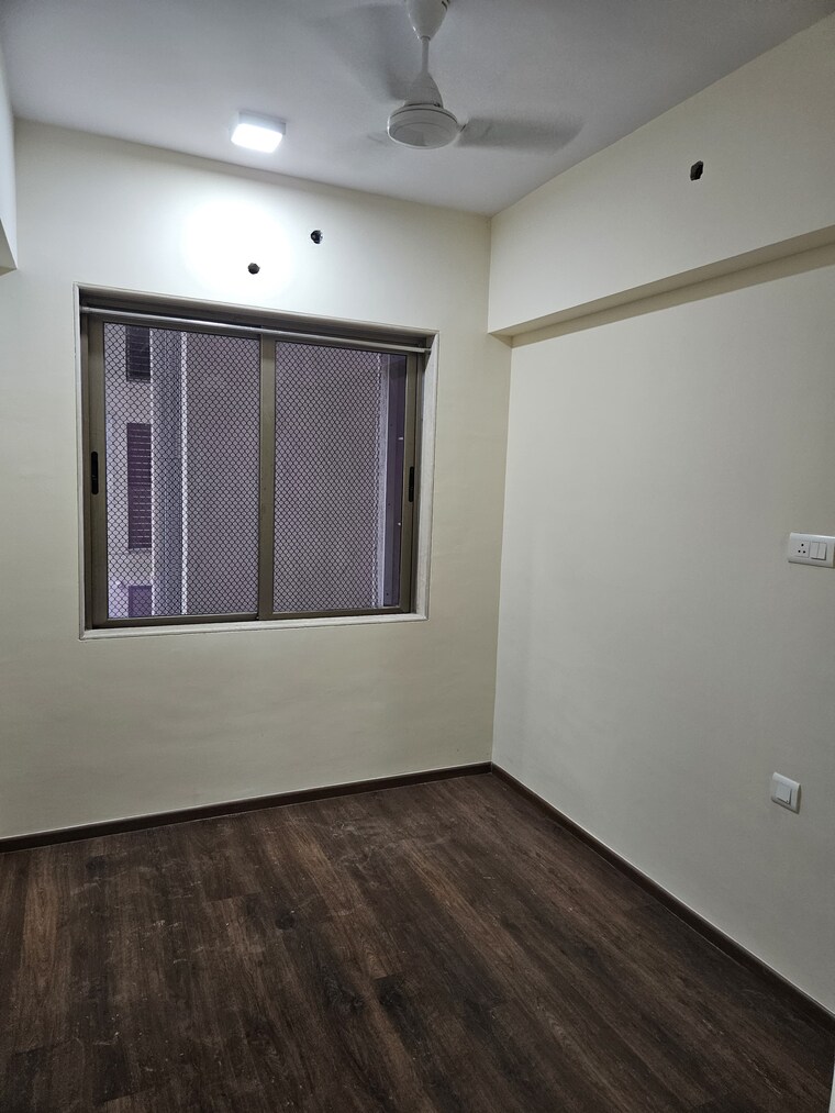 Room, neelkanth-greens 3.5 Bedroom 1450 Sq.Ft. Apartment In Manpada Thane 9617380