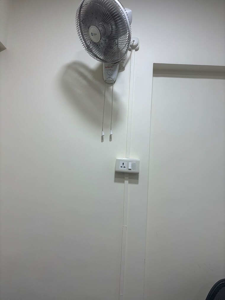 Other, raheja-arcade Commercial Office Space 598 Sq.Ft. In Cbd Belapur Sector 11 Navi Mumbai 9617385