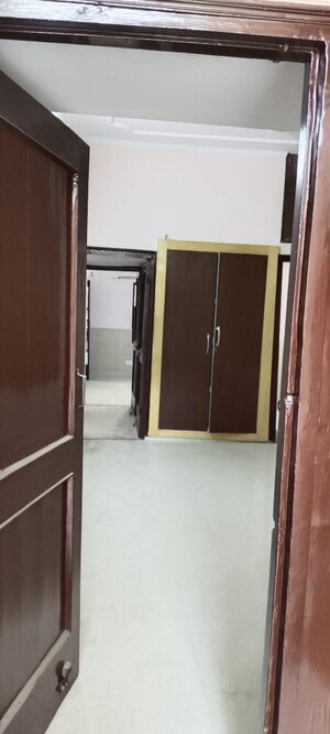 Room in 4 BHK Independent House at Sector 16 – for Rent