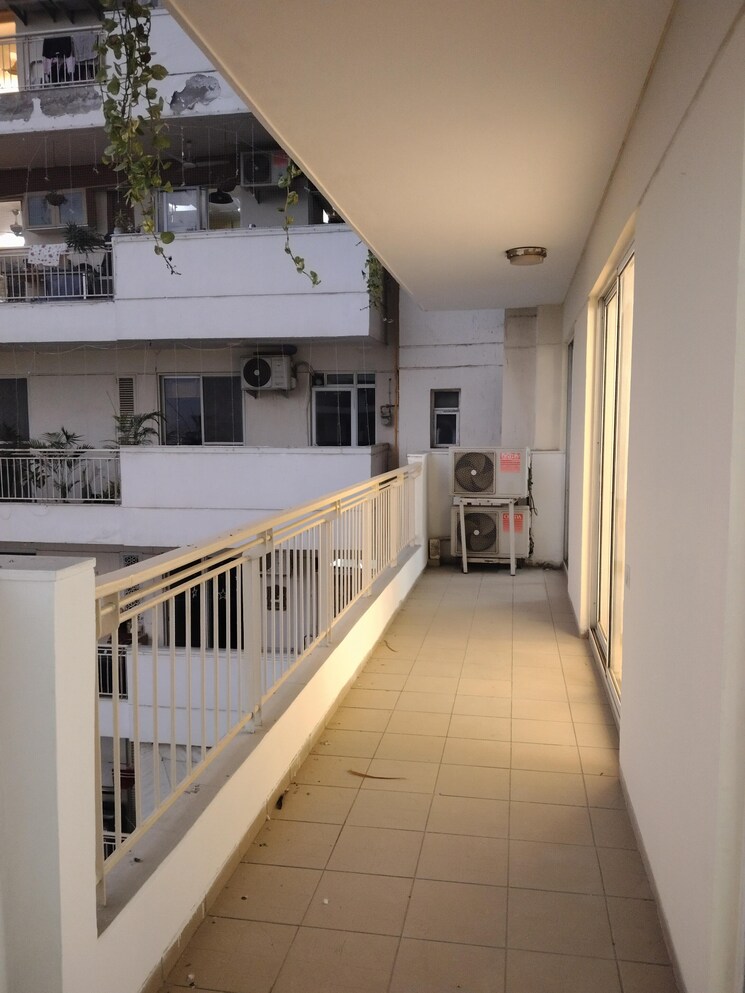 Balcony, bestech-park-view-spa 3 Bedroom 2470 Sq.Ft. Apartment In Sector 47 Gurgaon 9617390