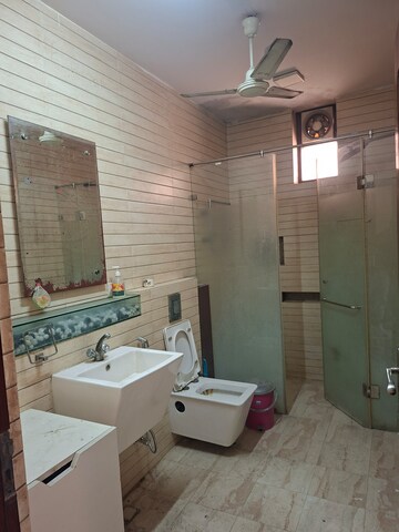 Bathroom in 3 BHK Independent House at Sector 48 – for Rent