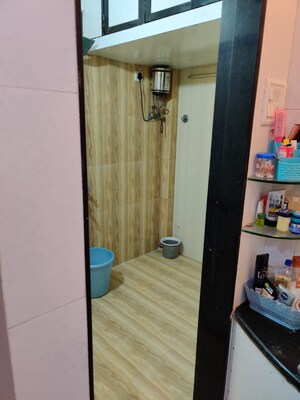 Bathroom in 1 BHK Apartment at Madhuban CHS Mahalaxmi, Mahalaxmi – for Rent
