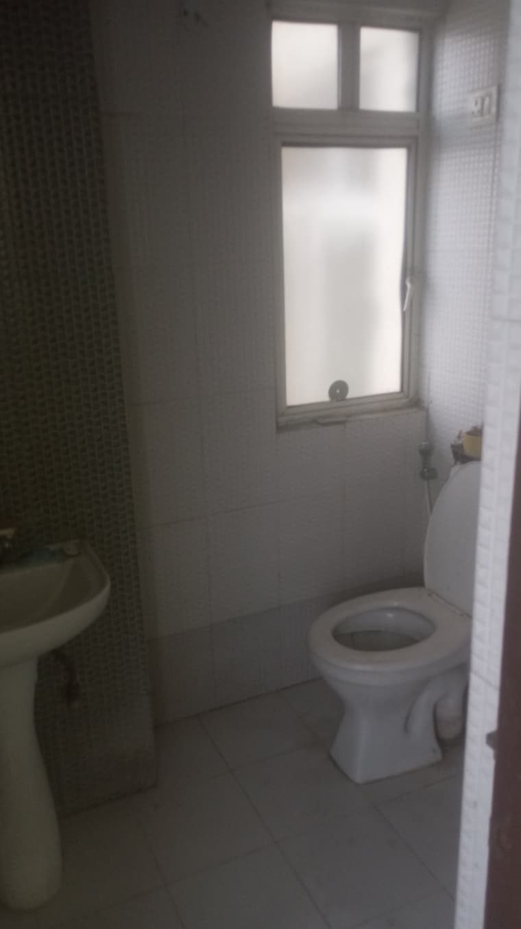 Bathroom, scc-sapphire 2 Bedroom 795 Sq.Ft. Apartment In Raj Nagar Extension Ghaziabad 9617399