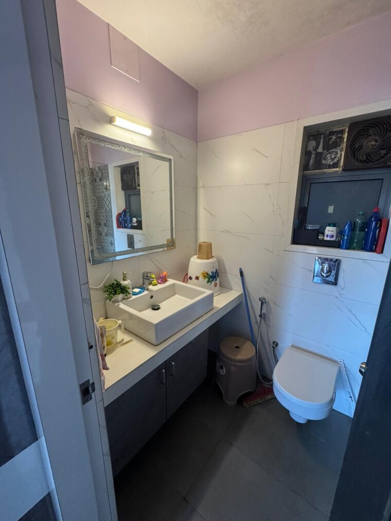 Attached Bathroom, rhythm-serenity-heights 2 Bedroom 781 Sq.Ft. Apartment In Andheri East Mumbai 9617405