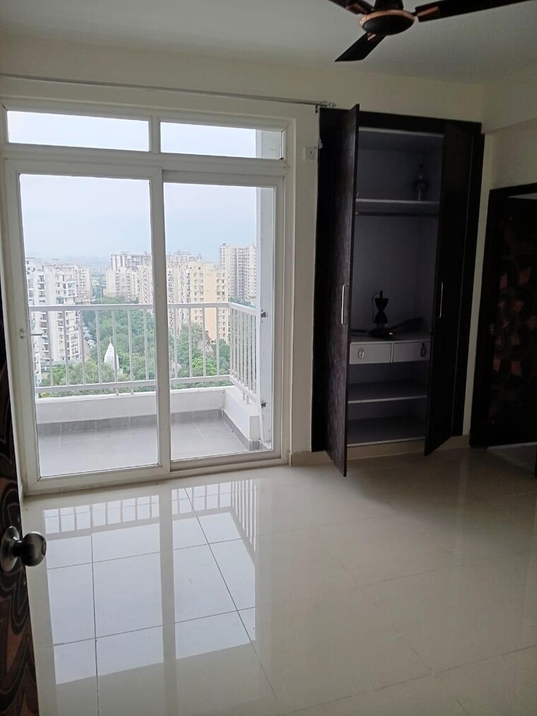 Room, scc-sapphire 2 Bedroom 1015 Sq.Ft. Apartment In Raj Nagar Extension Ghaziabad 9617409