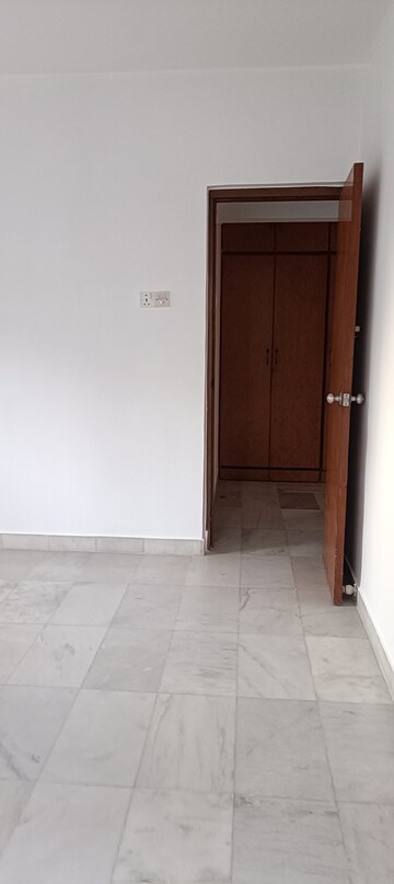 Room in 2 BHK Apartment at Chaitanya Tower, Prabhadevi – for Sale