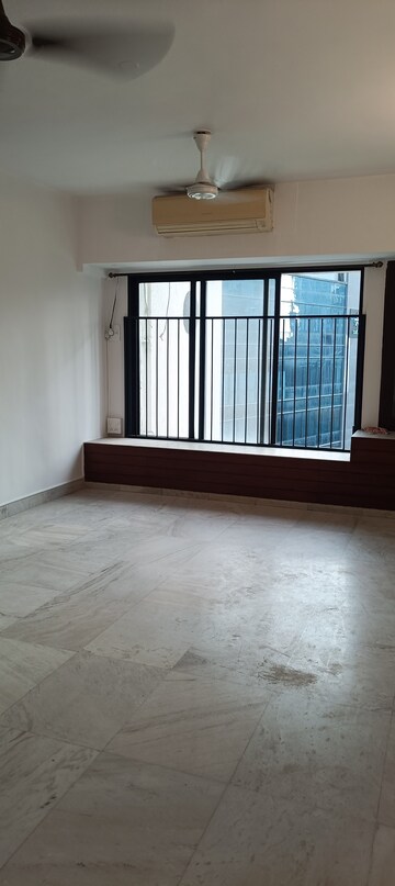 Room in 2 BHK Apartment at Chaitanya Tower, Prabhadevi – for Sale