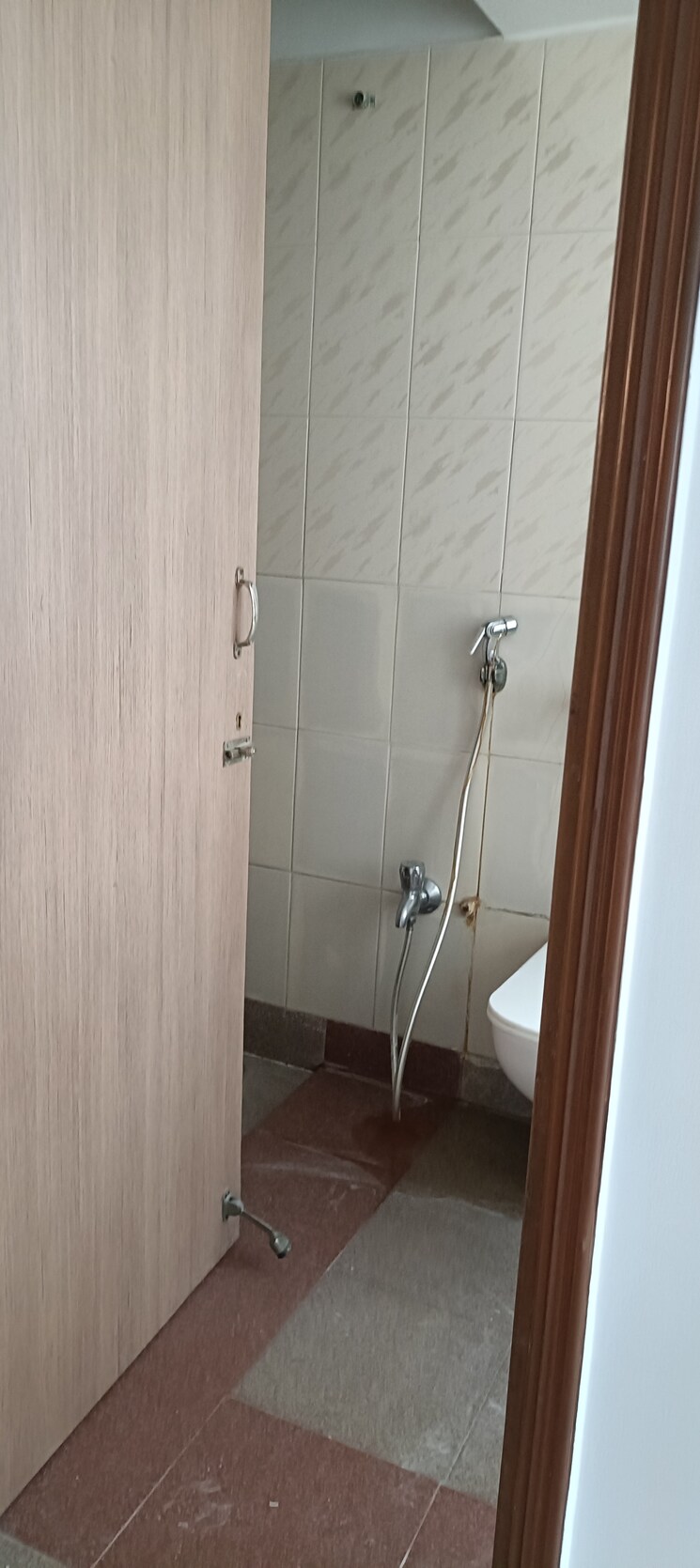 Bathroom, chaitanya-tower 2 Bedroom 850 Sq.Ft. Apartment In Prabhadevi Mumbai 9617419