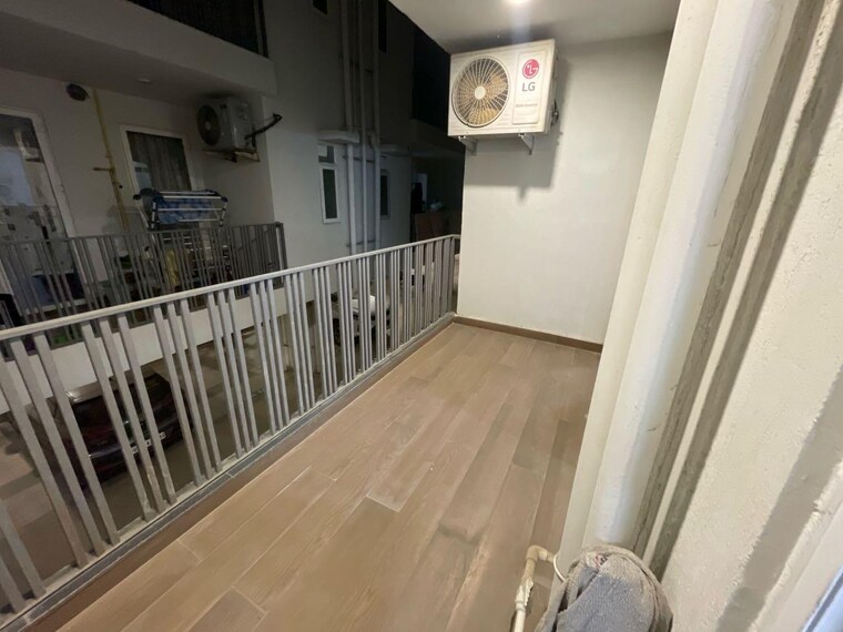 Balcony, smart-world-gems 3.5 Bedroom 1500 Sq.Ft. Apartment In Sector 89 Gurgaon 9617477