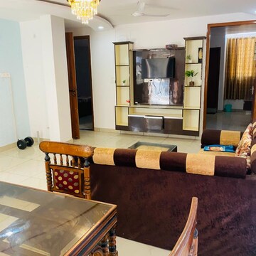 Living Room in 2 BHK Apartment at Jakhan – for Rent