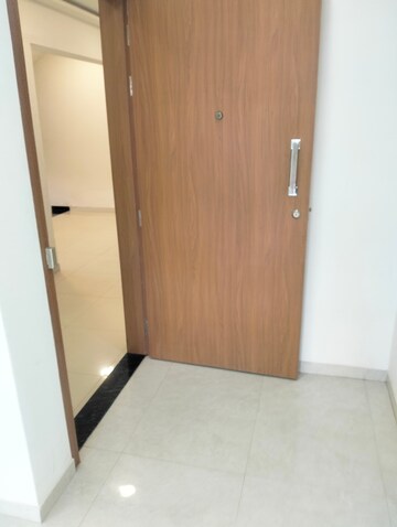 Room in 2 BHK Apartment at Oxford Comforts, Wanwadi – for Rent