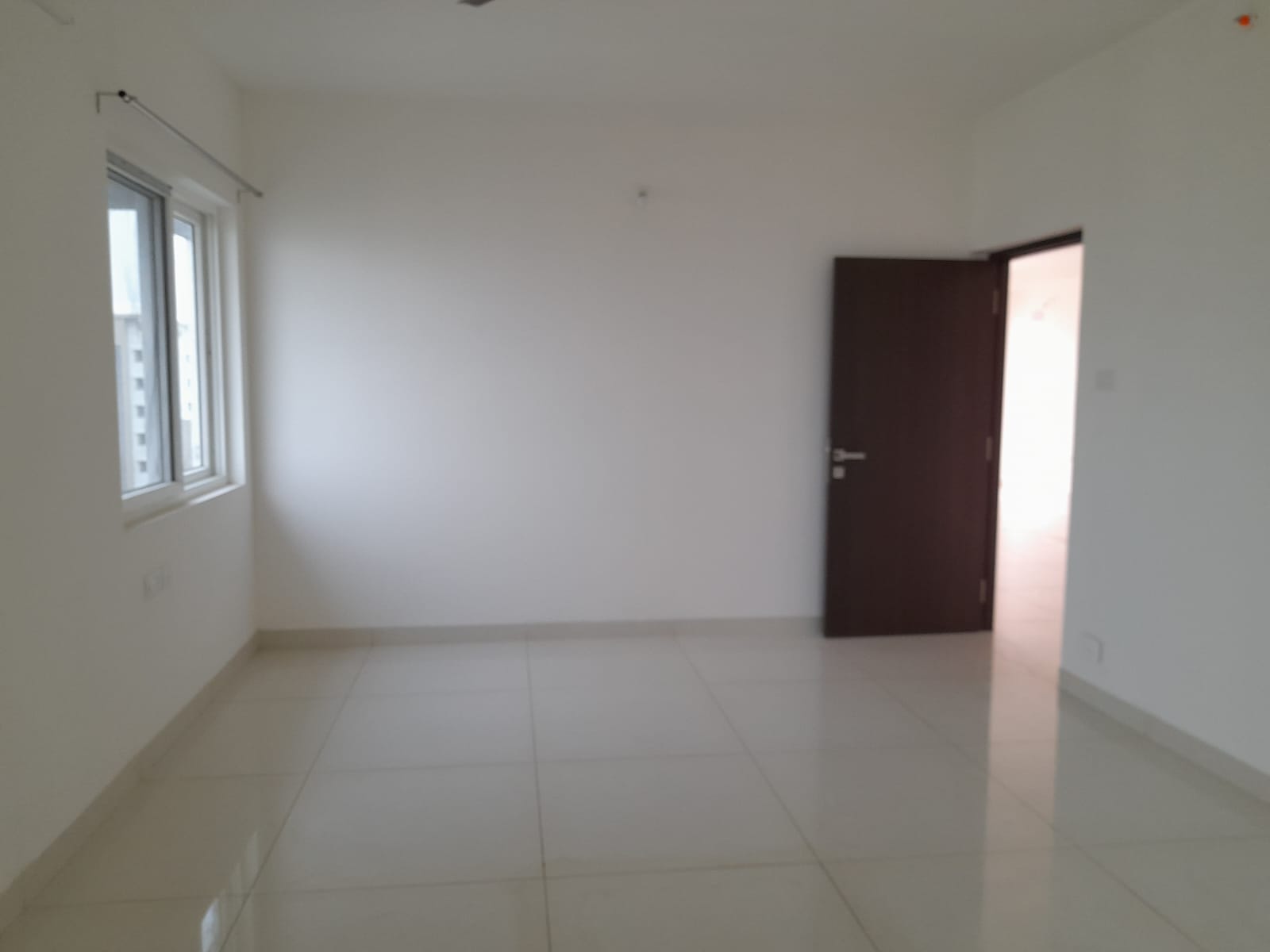 3.5 BHK Apartment For Rent in Aparna Sarovar Zicon