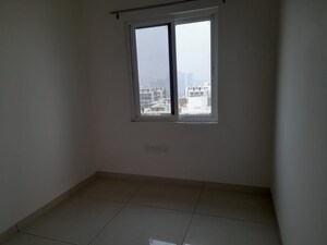 Room in 3.5 BHK Apartment at Aparna Sarovar Zicon, Nallagandla – for Rent