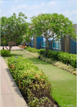 4 BHK Apartment – Garden View at Shelton Elite, Vile Parle West - for Sale