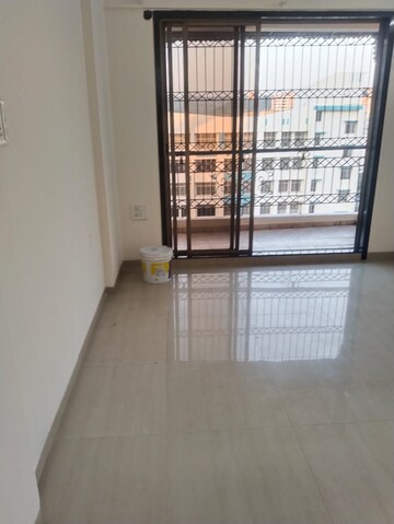 Room in 2 BHK Apartment at Ambika Heights, Nerul – for Rent