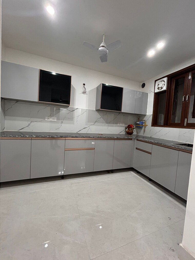 Kitchen, chattarpur 3 Bedroom 1300 Sq.Ft. Apartment In Chattarpur Delhi 9617642
