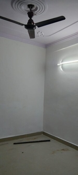 Room in 1 BHK Builder Floor at Mehrauli – for Rent