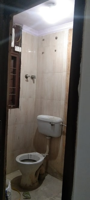 Bathroom in 1 BHK Builder Floor at Mehrauli – for Rent