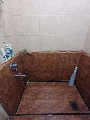 Bathroom in 2 BHK Apartment at Ashish Swapnalok Towers, Goregaon East – for Rent