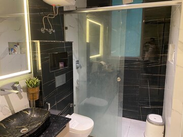 Bathroom in 4 BHK Builder Floor at Ansal Plaza Sector-23, Sector 23 – for Rent