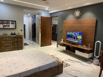 Bedroom in 4 BHK Builder Floor at Ansal Plaza Sector-23, Sector 23 – for Rent