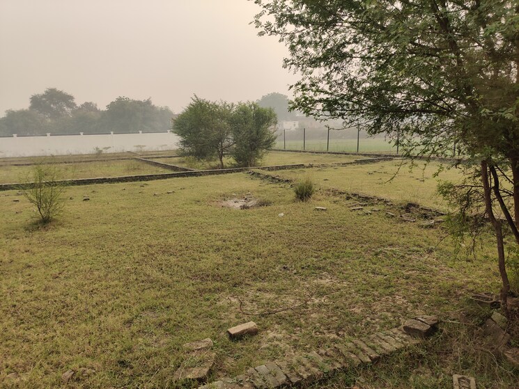 undefined, akhari  1700 Sq.Ft. Plot In Akhari Varanasi 9617788