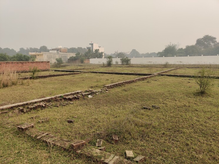 undefined, akhari  1700 Sq.Ft. Plot In Akhari Varanasi 9617788