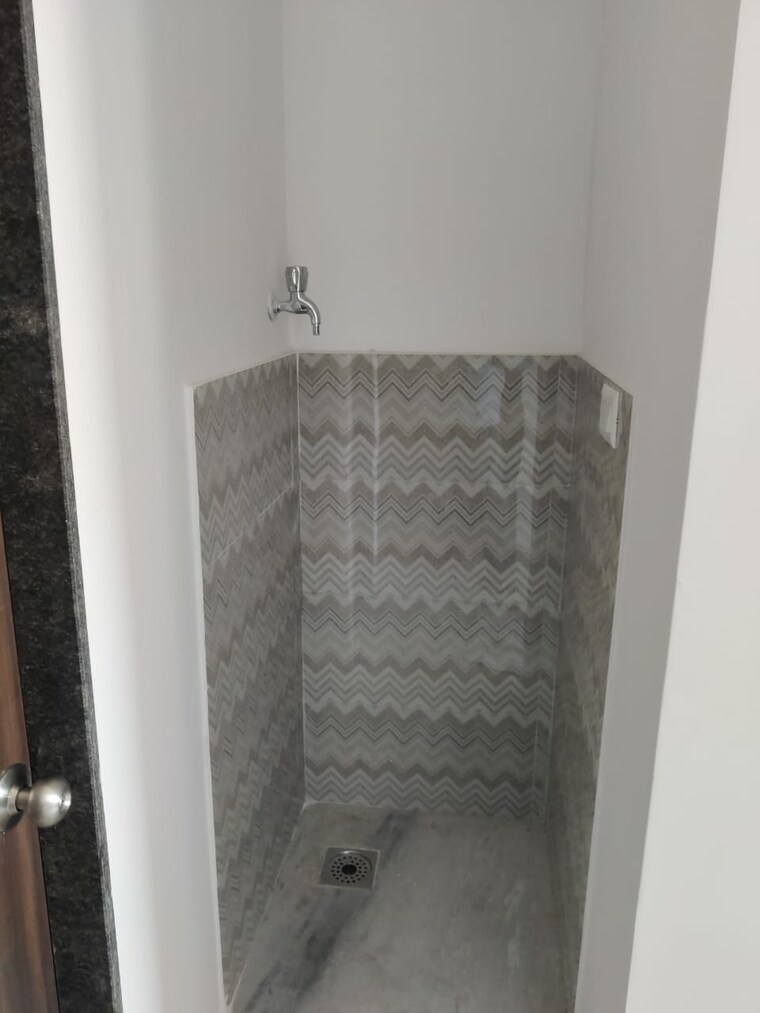 Bathroom, majiwada 1 Bedroom 417 Sq.Ft. Apartment In Majiwada Thane 9617807