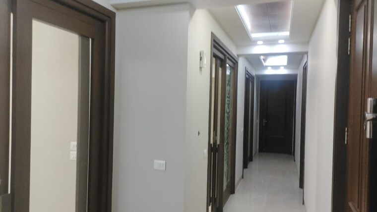 Other, green park 4 Bedroom 320 Sq.Yd. Builder Floor In Green Park Delhi 9617817