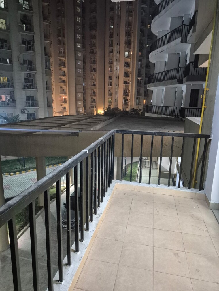 Balcony, amrapali-heartbeat-city 3 Bedroom 1725 Sq.Ft. Apartment In Sector 107 Noida 9617890