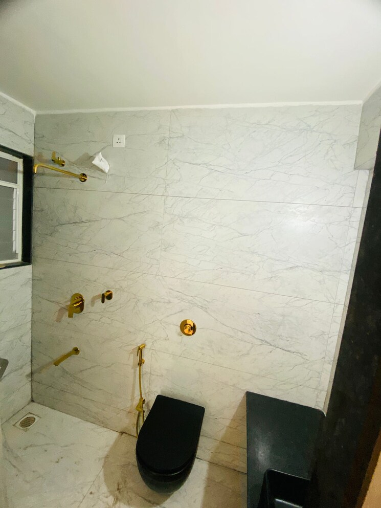 Bathroom, unique-k-shire 3 Bedroom 1084 Sq.Ft. Apartment In Punawale Pune 9617881