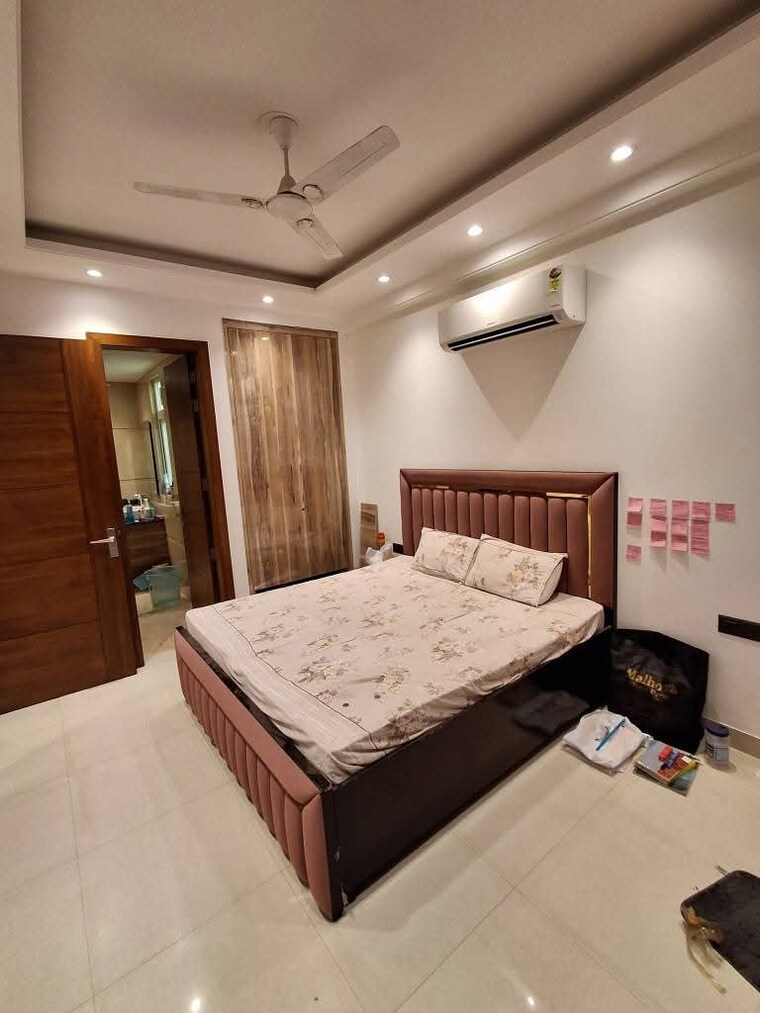 Bedroom, rwa-residential-society-sector-46 3 Bedroom 2000 Sq.Ft. Builder Floor In Sector 46 Gurgaon 9617897