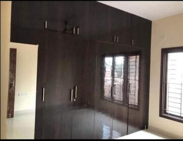 Furnished Amenities in 2 BHK Builder Floor at Hbr Layout – for Rent