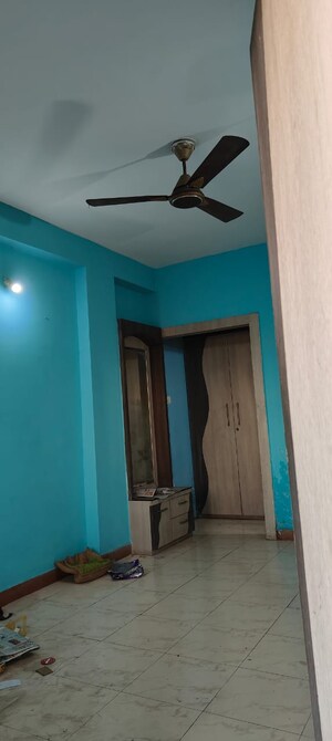 Room in 2 BHK Apartment at Mowa – for Rent