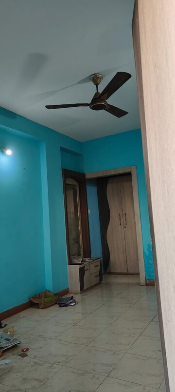 Room in 2 BHK Apartment at Mowa – for Rent